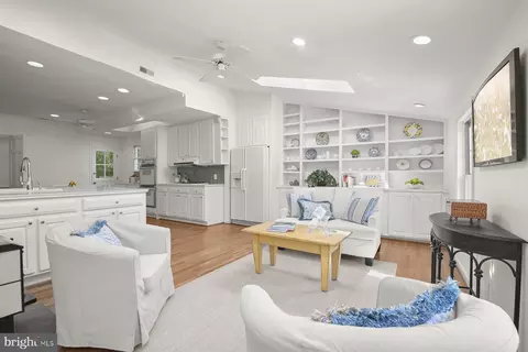 4331 Forest Ln NW, Washington, DC 20007 photo 11