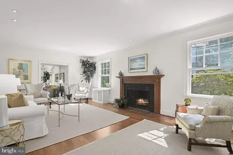 4331 Forest Ln NW, Washington, DC 20007 photo 3