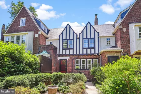 4456 Q St NW, Washington, DC 20007