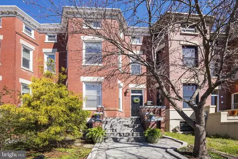 24 R St NE, Washington, DC 20002