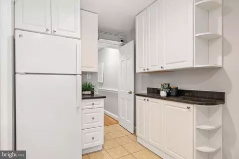 2702 Dumbarton St NW, Washington, DC 20007 photo 20