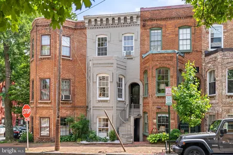 2702 Dumbarton St NW, Washington, DC 20007