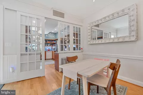 127 D St SE, Washington, DC 20003 photo 9