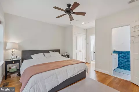 127 D St SE, Washington, DC 20003 photo 19
