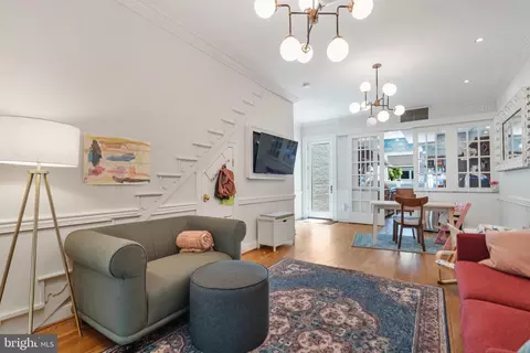 127 D St SE, Washington, DC 20003 photo 6