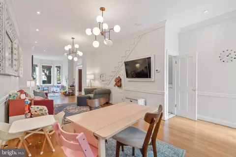 127 D St SE, Washington, DC 20003 photo 11