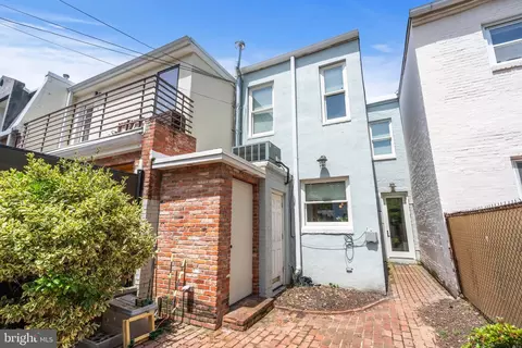 127 D St SE, Washington, DC 20003 photo 34