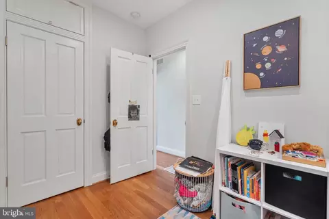 127 D St SE, Washington, DC 20003 photo 22