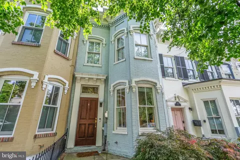 127 D St SE, Washington, DC 20003