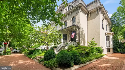 3007 Q St NW, Washington, DC 20007