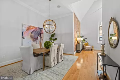 Dining - 819 D St NE #34, Washington, DC 20002 photo 2 of 4