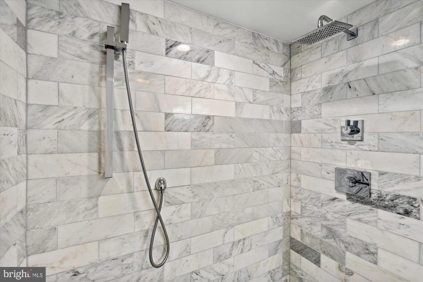 Bath - 819 D St NE #34, Washington, DC 20002 photo 4 of 6