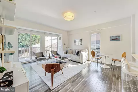 3251 Prospect St NW #320, Washington, DC 20007