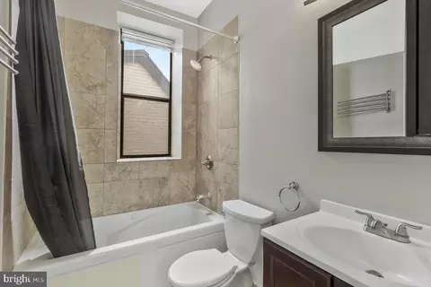 Bath - 520 E Street St NE #405, Washington, DC 20002 photo 1 of 1