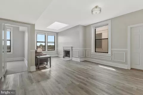 Living - 520 E Street St NE #405, Washington, DC 20002 photo 5 of 6