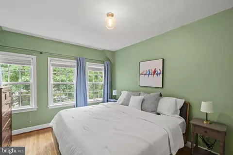 813 25th St NW, Washington, DC 20037 photo 23