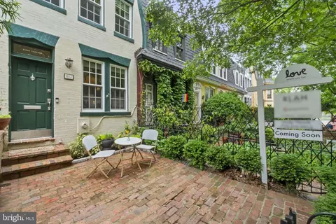 813 25th St NW, Washington, DC 20037 photo 4