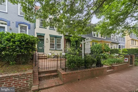 813 25th St NW, Washington, DC 20037 photo 6
