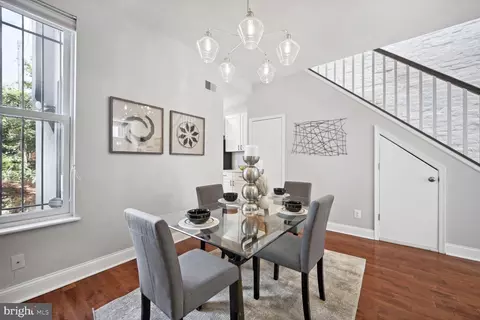 646 Acker Pl NE, Washington, DC 20002 photo 8