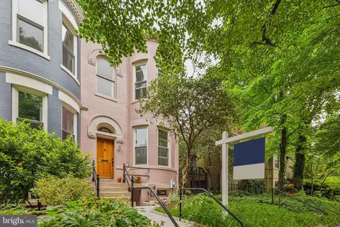 328 5th St SE, Washington, DC 20003 photo 2