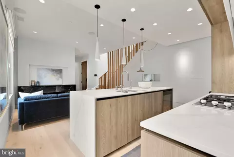 4013 Davis Pl NW #8, Washington, DC 20007 photo 15