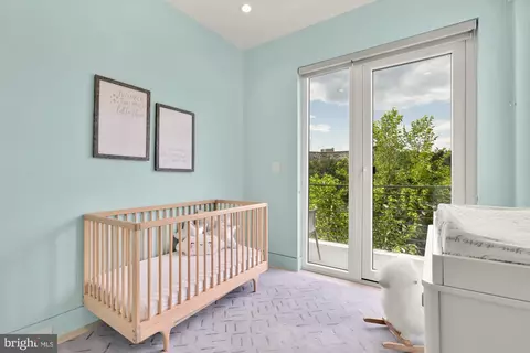 4013 Davis Pl NW #8, Washington, DC 20007 photo 23
