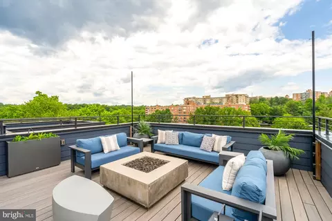 4013 Davis Pl NW #8, Washington, DC 20007 photo 39