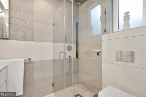 4013 Davis Pl NW #8, Washington, DC 20007 photo 21