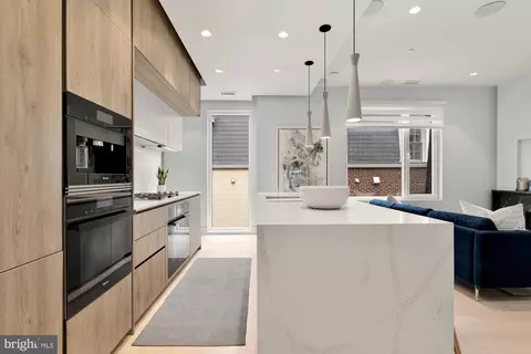 4013 Davis Pl NW #8, Washington, DC 20007 photo 11