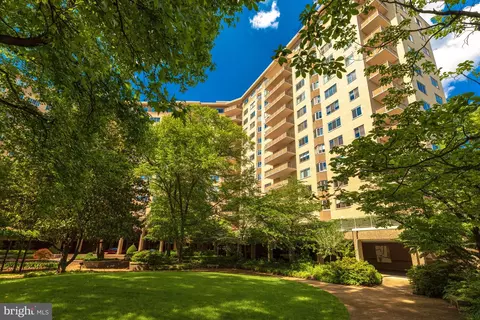 2801 New Mexico Ave NW #819, Washington, DC 20007