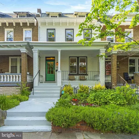 1722 Bay St SE, Washington, DC 20003