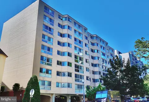 922 24th St NW #121, Washington, DC 20037