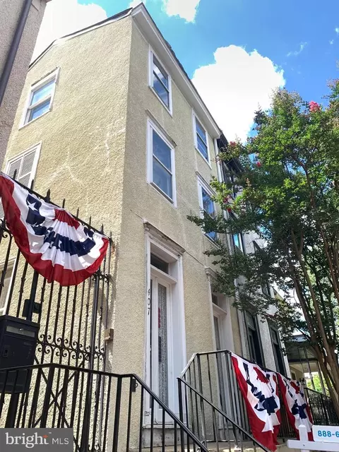 407 11th St SE, Washington, DC 20003 photo 2
