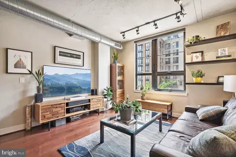 2125 14th St NW #304, Washington, DC 20009