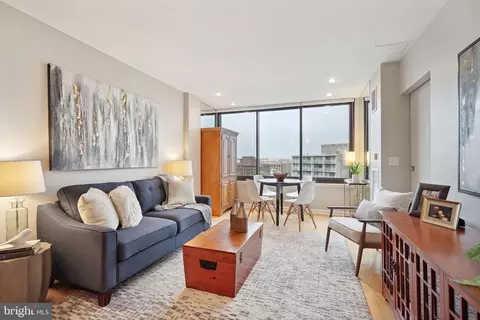 1301 20th St NW #1007, Washington, DC 20036