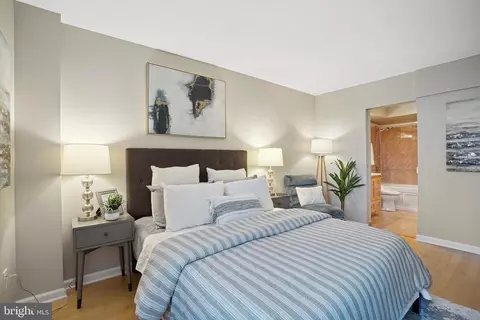 1301 20th St NW #1007, Washington, DC 20036 photo 14