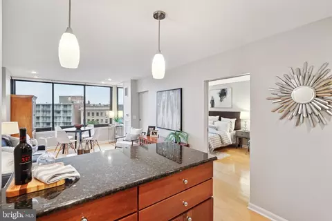 1301 20th St NW #1007, Washington, DC 20036 photo 11