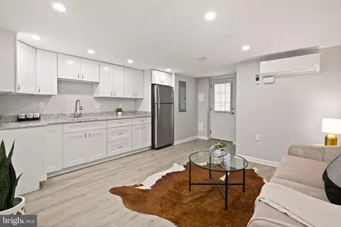 626 L St NE, Washington, DC 20002 photo 31