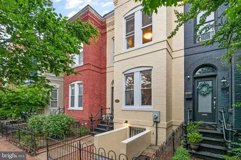 626 L St NE, Washington, DC 20002 photo 2