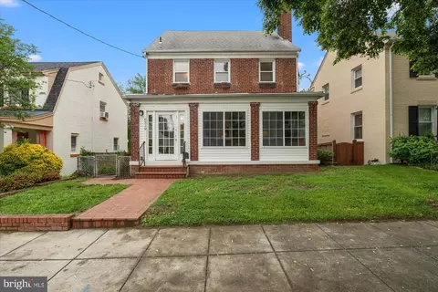 6519 7th Pl NW, Washington, DC 20012