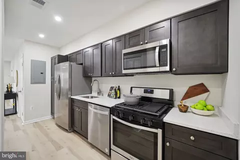 Kitchen - 1916 1918 M St NE, Washington, DC 20002 photo 3 of 3