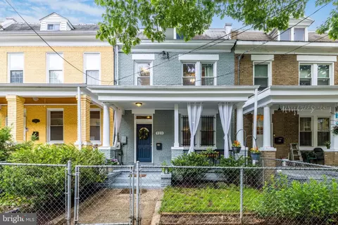 920 Longfellow St NW, Washington, DC 20011