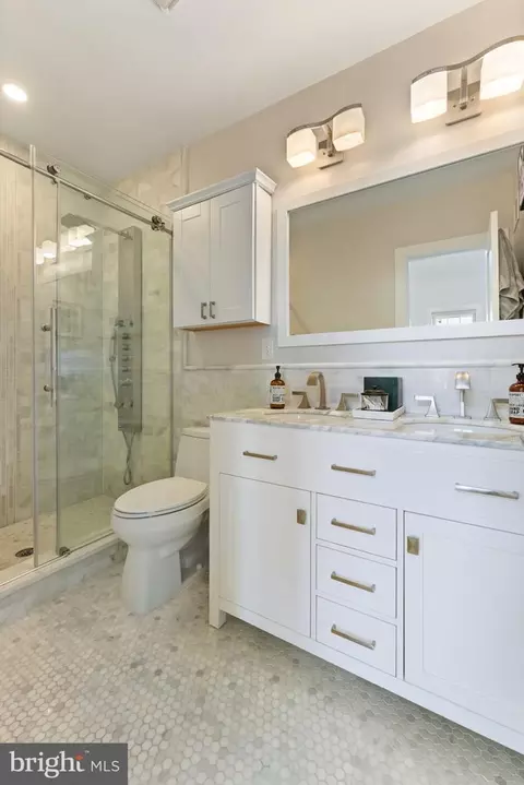 Bath - 428 11th St NE, Washington, DC 20002 photo 2 of 3