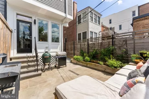 Exterior - 428 11th St NE, Washington, DC 20002 photo 2 of 14