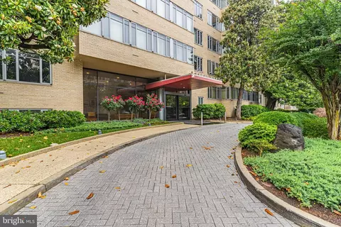 1711 Massachusetts Ave NW #334, Washington, DC 20036
