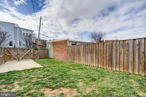 Exterior - 659 K St NE, Washington, DC 20002 photo 3 of 4
