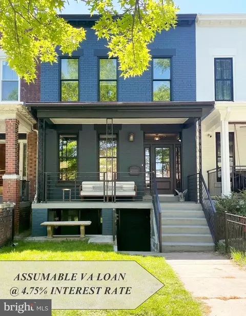 659 K St NE, Washington, DC 20002