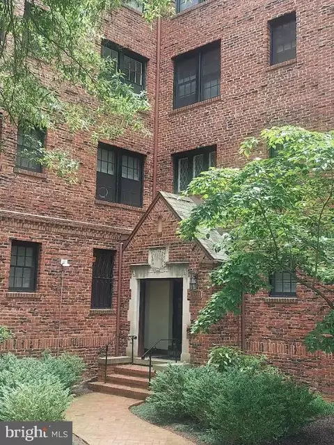 3024 Tilden St NW #304C, Washington, DC 20008