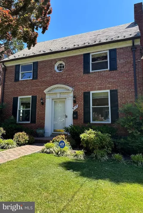 7435 NW 12th St NW, Washington, DC 20012