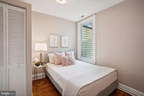 1630 E Street St SE, Washington, DC 20003 photo 16